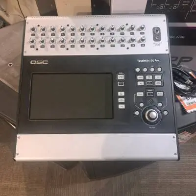 QSC - TOUCHMIX-30